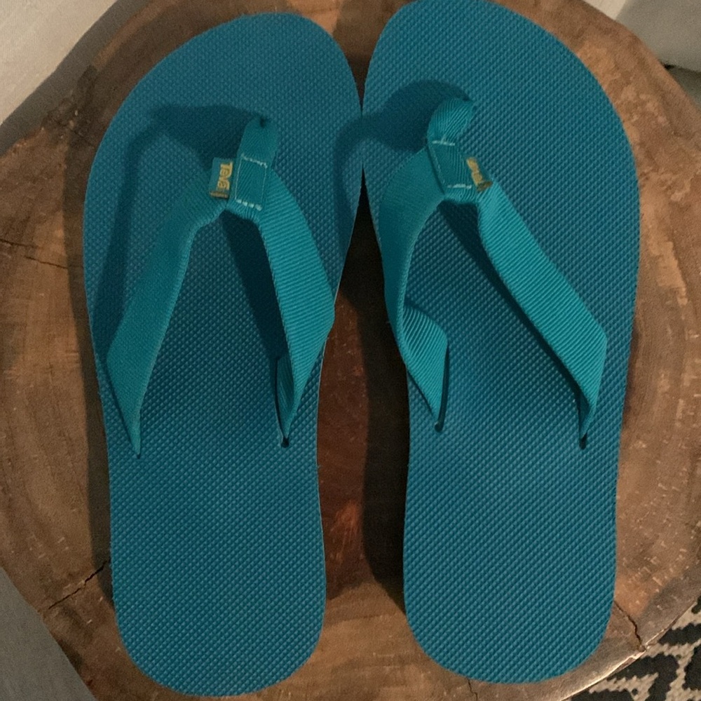 Teva Teal Blue Flip Flops w/yellow sole sz 8 - Picture 8 of 8
